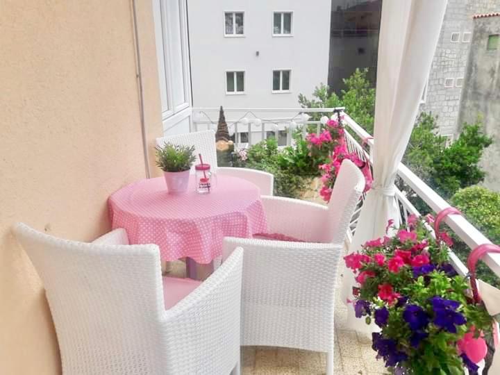 Nina Hotel Baska Voda Ngoại thất bức ảnh